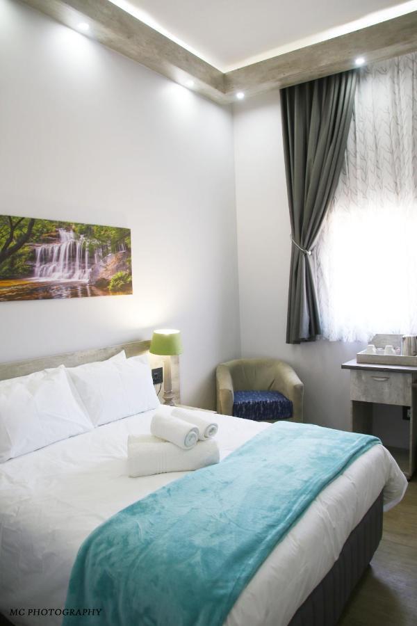 คิง เกท โฮเต็ล Hotel รัสเทนเบิร์ก ภายนอก รูปภาพ